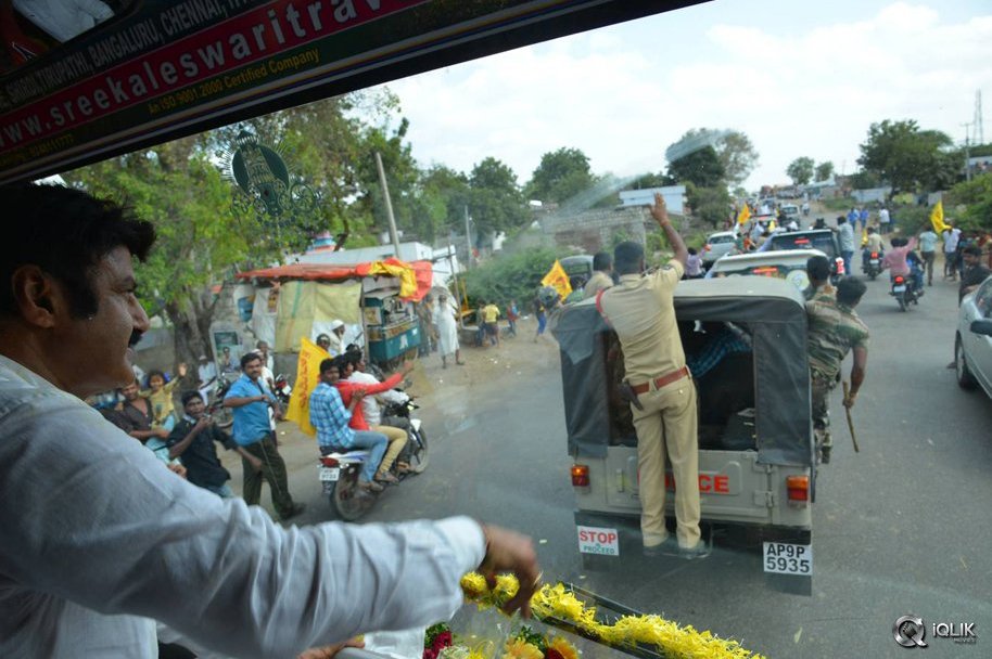 Dictator-Movie-Team-Amaravathi-Tour